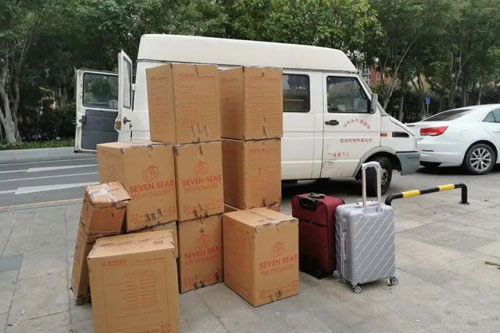 玛纳斯行李托运公司
